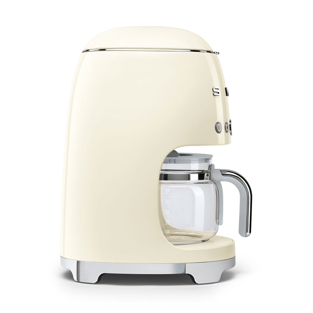 DCF02CREU Drip Coffee Machine (Cream 50's Style Aesthetic)